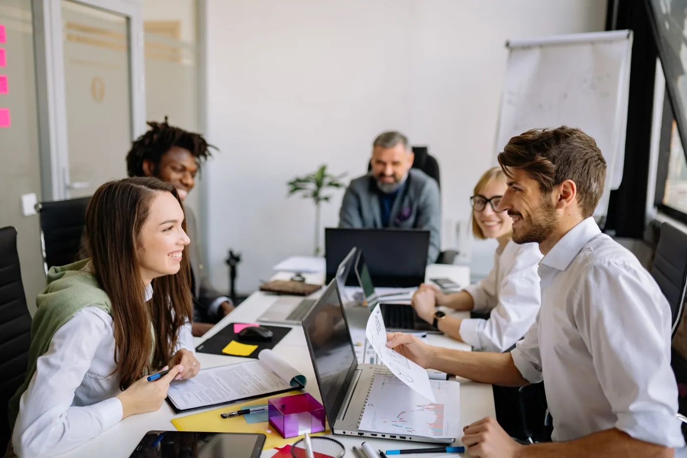 Équipe Styléo en réunion de travail autour d'un projet Odoo